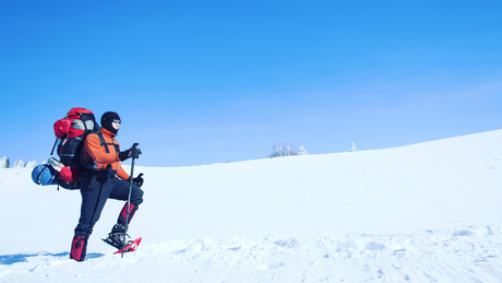 Comment bien s'équiper pour la Randonnée en hiver